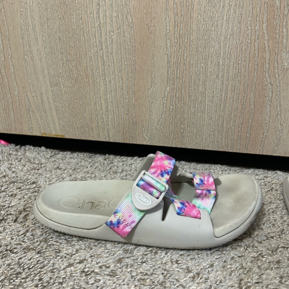 Chaco Chillos Slide Women's Light Tie Dye Pastel Gray Size 8 Outdoor Beach Strap - Picture 2 of 9